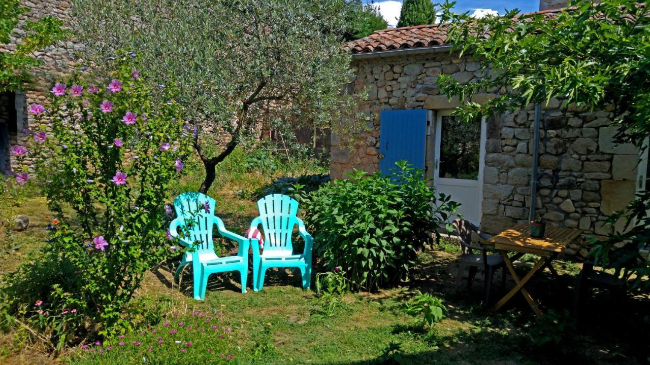 Chez Maggy Et Leon Apartman Chambonas Kültér fotó